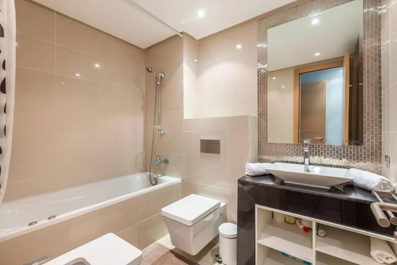 Waterfront - Garden Level - Prestigia Apartment Marrakesh