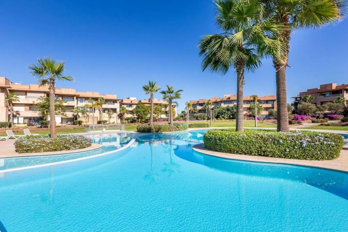 Waterfront - Garden Level - Prestigia Apartment Marrakesh